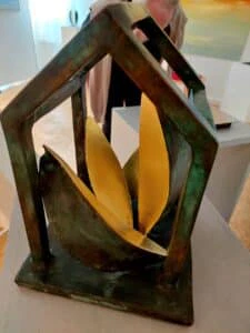 Basilius Kleinhans Bootshaus mit vier Booten Bronze, Blattgold 26 x 18 x 19 cm Unikat