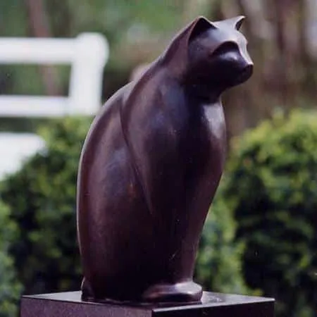 Wolfgang Lamché Katze, sitzend Bronze Auflage 99 Ex. Höhe ca. 39 cm