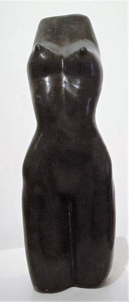 Celestino Mukavhi Torso Skulptur aus Serpentin Maße 25 x 8 cm