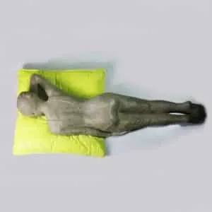 Susanne Kraißer Für Fortgeschrittene, 2021 Bronze Maße 83x38x13 cm