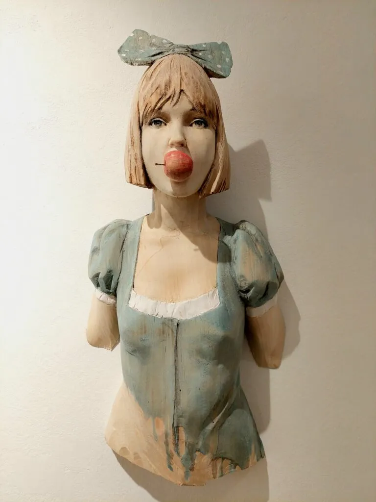 Leo Ferdinando Demetz Schneewittchen Lindenholz, Farbe