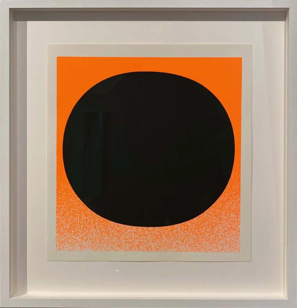 Rupprecht Geiger Eine von 30 eingebundenen Serigrafien des Werkverzeichnisses Druckgrafik 1948-1972, 1972 29,5 x 27,8 cm