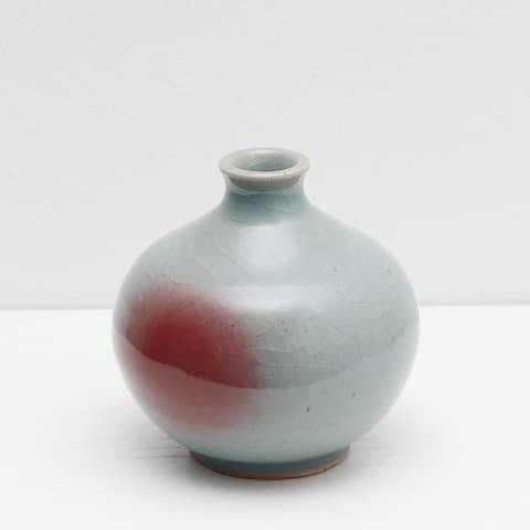Ogura, Daisuke Daisuke Ogura Vase „Seiji“ 2025 9,5 x 9 cm x 9 cm Glasierte Keramik